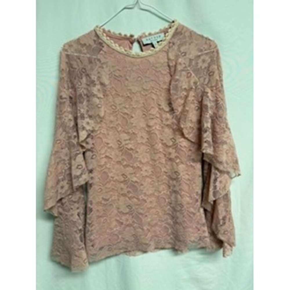 Hayden Los Angeles Pink Floral Lace Ruffle Bell Sleeve Top Small Fairy Festival